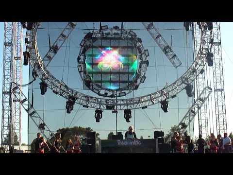 neon garden stage @ edC 2010