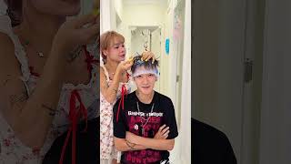Trouble while dyeing his hair purple😱💜
