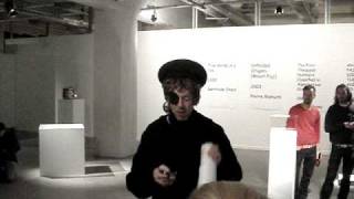 Momus sings Scottish lips