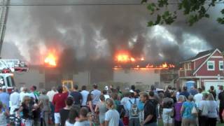 preview picture of video 'Ladner Apartment Fire'