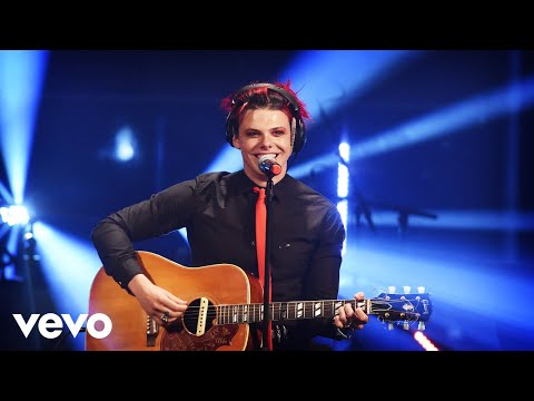YUNGBLUD - Cardigan (Taylor Swift cover) in the Live Lounge