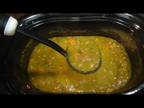 Slow Cooker Split Pea and Bacon Soup