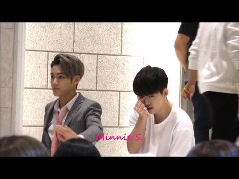 151004 Seventeen Fansign Mingyu & SCoups Focus