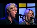 R5 - 'Pass me by' (live) 