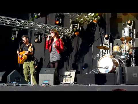 Sandy Dane - Better than before @ Almere Vrijheidsfestival 2010