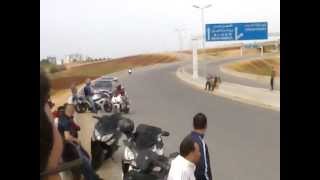 preview picture of video 'Oran wheeling moto Gsx-r 1000   R1   z750    T-max 500'