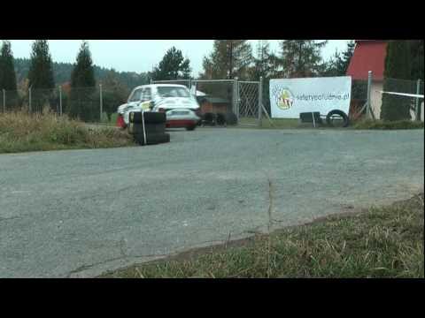 Super Sprint Lipnicki 29.10.2011 . . : : Więckowski / Anielski - Fiat 126 p : : . .