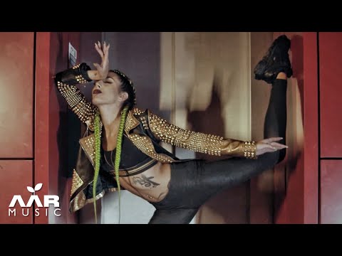 download lagu mp3 mp4 Cleo Gold, download lagu Cleo Gold gratis, unduh video klip Cleo Gold