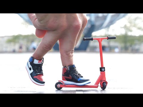 This Dude Is The Best & First Fingerscooter You've Ever Seen