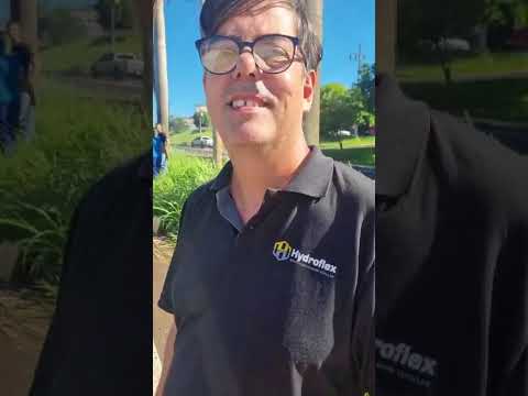 Motociclista fica ferido após colisão traseira na Raposo Tavares, em Ourinhos