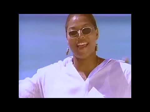 Weekend Love -  Queen Latifah feat. Tony Rebel (4:3 - Standard Ratio)