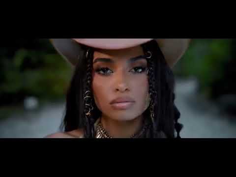 Hannah Monds feat  Gangsta Boo - Большая Мамочка (in Russian)