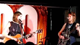 Smoke Fairies sing 20th November Nottingham Glee Club 016