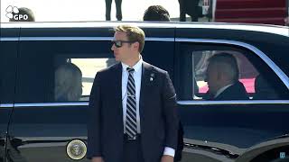 נתניהו תופס טרמפ עם טראמפ: בניגוד לפרוטוקול, ראש הממשלה הוזמן לעלות לרכב הנשיאותי - ״הביסט״ (חדשות ערוץ 7) - התמונה מוצגת ישירות מתוך אתר האינטרנט יוטיוב. זכויות היוצרים בתמונה שייכות ליוצרה. קישור קרדיט למקור התוכן נמצא בתוך דף הסרטון נתניהו תופס טרמפ עם טראמפ: בניגוד לפרוטוקול, ראש הממשלה הוזמן לעלות לרכב הנשיאותי - ״הביסט״ (חדשות ערוץ 7) - התמונה מוצגת ישירות מתוך אתר האינטרנט יוטיוב. זכויות היוצרים בתמונה שייכות ליוצרה. קישור קרדיט למקור התוכן נמצא בתוך דף הסרטון