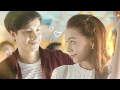 See the Smoothest Moves in Town with KitKat Mini Caramel
