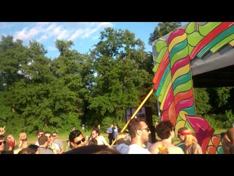 CityMatiné s06e03 - Hippiknik 2.