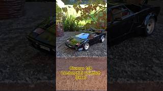 Kovový Model Bburago 1:18 - Lamborghini Countach (1988)