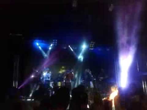 GRUPO ZUEIRA 'IMPORTANTE QUE EU TE AMO" AO VIVO