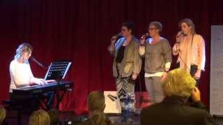 Hand op het hout - Claudia de Brey door  Ellen Postma & Flavour