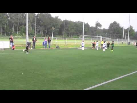FC Almere F1 - Buitenboys F2   Bekervoetbal