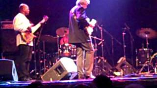 John McLaughlin &amp; the 4th Dimension - New Blue Old Bruise