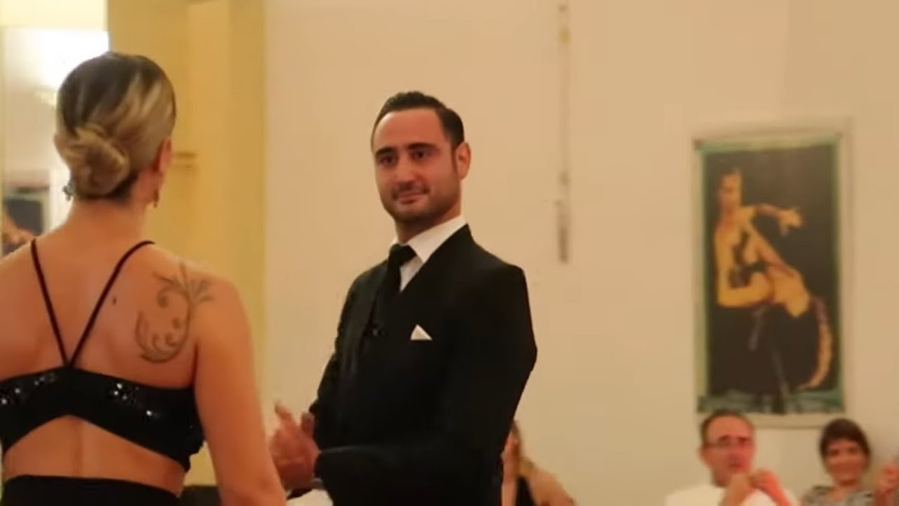 Video thumbnail for Fausto Carpino & Stéphanie Fesneau danse Osvaldo Pugliese's & Juan D'Arienzo