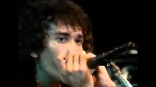 Download lagu IWAN FALS & SWAMI  - Bunga Trotoar  LIVE mp3