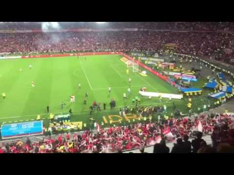 "SANTAFE CAMPEÓN 2016-2" Barra: La Guardia Albi Roja Sur • Club: Independiente Santa Fe