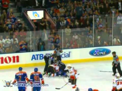 Tim Jackman vs Theo Peckham Oct 7, 2010
