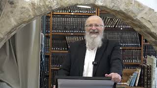 מעלת המתגייסים לצה"ל | הרב שמואל אליהו | שיעור בישיבת ההסדר צפת | כ"ז אדר א' תשפ"ד (הרב שמואל אליהו) - התמונה מוצגת ישירות מתוך אתר האינטרנט יוטיוב. זכויות היוצרים בתמונה שייכות ליוצרה. קישור קרדיט למקור התוכן נמצא בתוך דף הסרטון