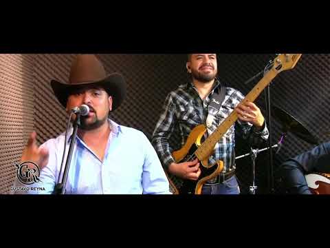 Gustavo Reyna - Ayer la vi por la calle