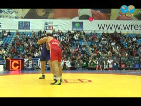 ALIAKBARI Amir Aziz (IRI) -- DINCHEV Kaloyan Ivanov (BUL)  1/4 Finale