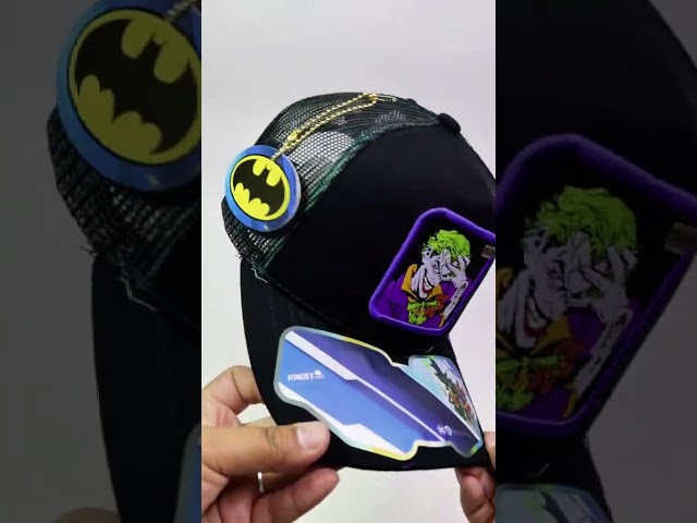 Vídeo relacionado con Logoshirt®️ - DC Comics - Batman - Logo - Gorra - Snapback Cap - Mujer y Hombre - Bordado