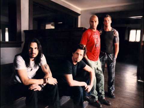 Audioslave - We Got the Whip