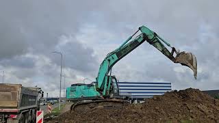 Koparka gąsienicowa Kobelco SK 210 LC-10 | Obrazek 4 - Machineryline