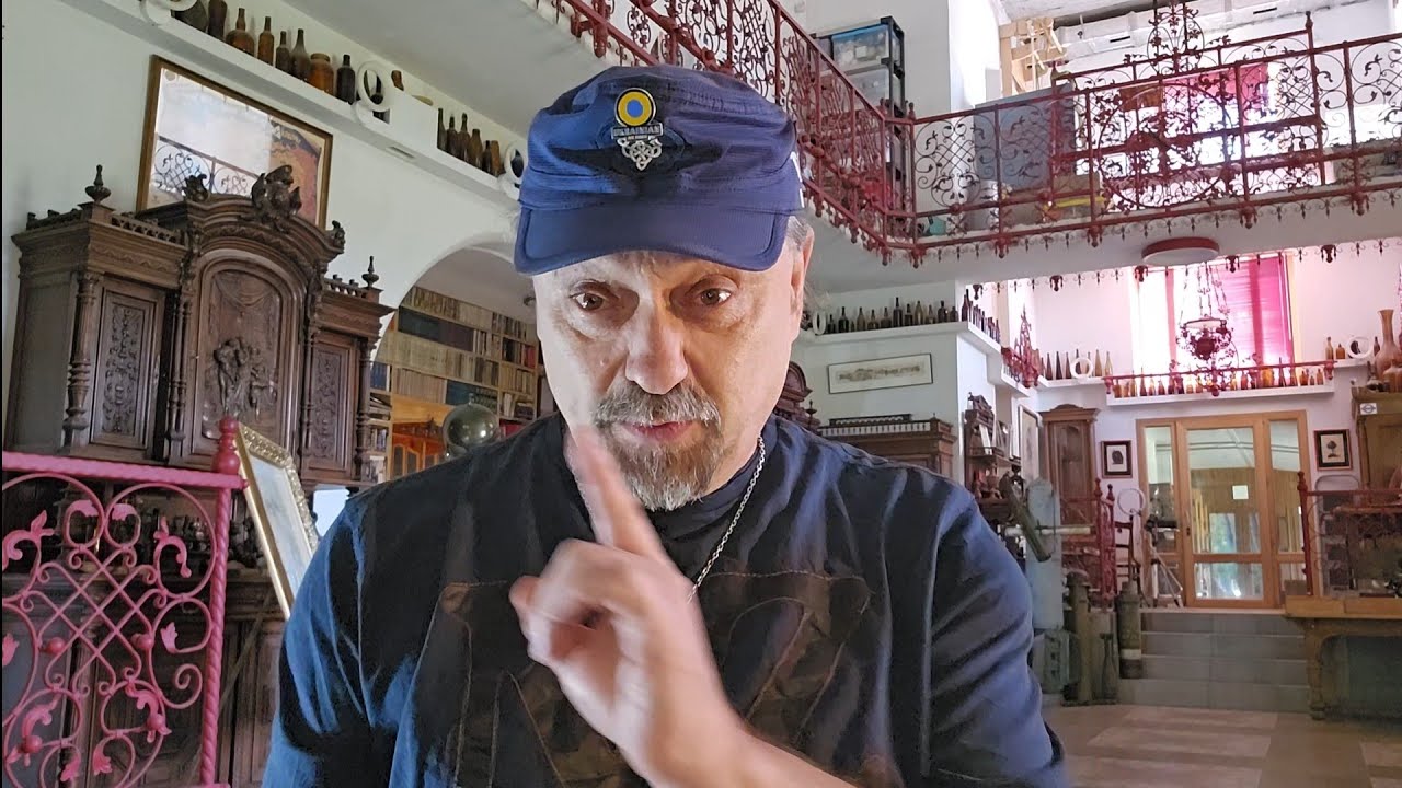 Сегодня Путин уничтожил последнее место гд можно было купить книги на русск?