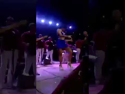 el pase del Nokia ana del castillo