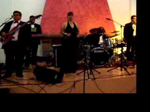 Organización Musical Copacabanda - Equivocada (Thalia).wmv