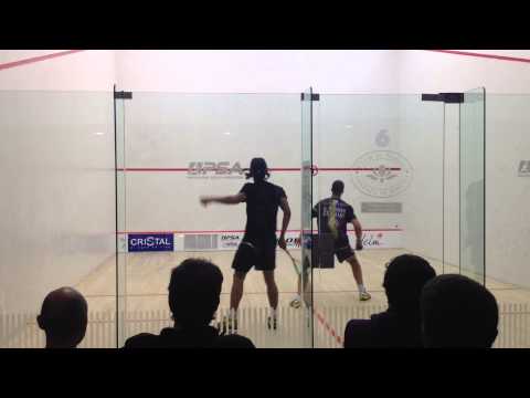 Who said Squash wasn´t funny!  Simon Rösner (GER) Vs Asyraf Azan (MAS)