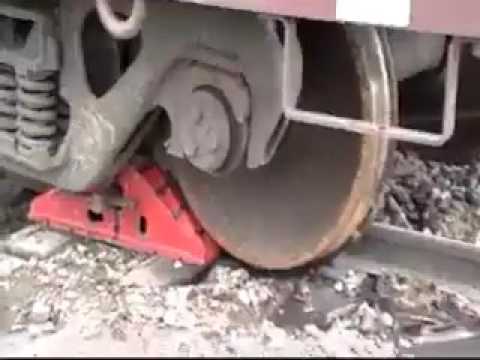 Colocando Vagão Descarrilhado nos Trilhos