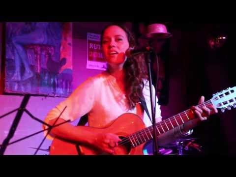 niuver, trasnochando en Ajijic