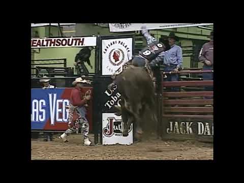 Leapin' Lizard bucks Donald Owens - 99 PBR Nampa