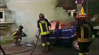 avellino-auto-in-fiamme-nella-notte-a-rione-mazzini