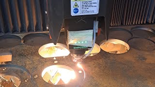 Máy 12000W cắt sắt 20mm. #cypcut #raytools #12000w