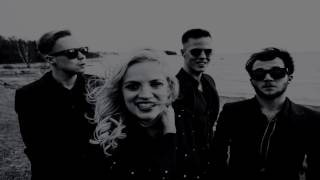 Haloo Helsinki! - Rakas [Lyrics]