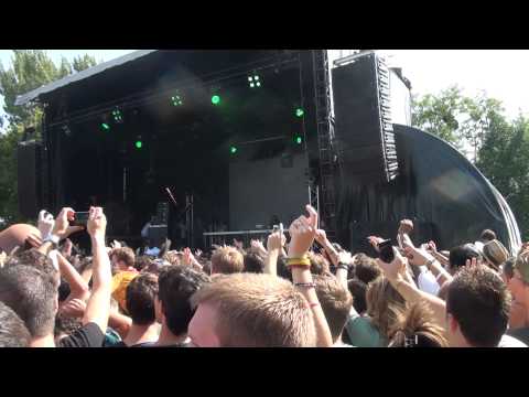 Doctor P Watch Out (Skrillex Scary Monsters Edit) + In for the Kill @ Inox Park 2011