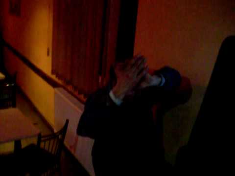 CANEI JOACA POKER LA PLESESTI.AVI