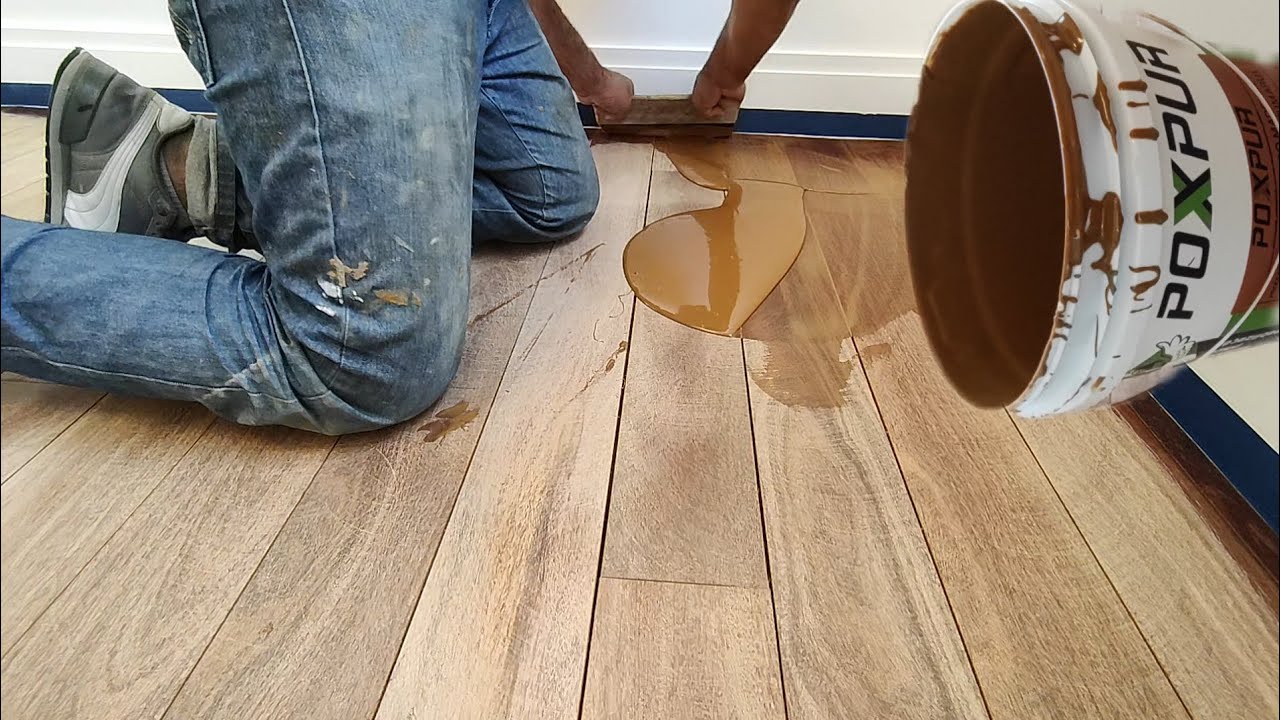 DESCUBRA COMO É FEITA A CALAFETACAO atualmente de PISOS DE MADEIRA. Cola Pu da (POX PUR)