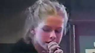Avril Lavigne - No One Needs To Know - 1999 &amp; 2022 (Shania Twain cover)