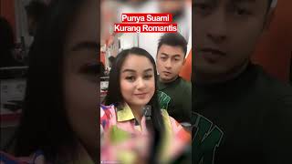 Download lagu Goyangan dipanggung heboh, namun saat di ЯAИJДИБ, Juwita Bahar dan Deddy Khoe menjalani mp3